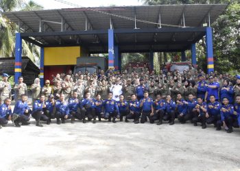 Bupati Ismet Komitmen Perjuangkan Kesejahteraan Satpol PP–Damkar