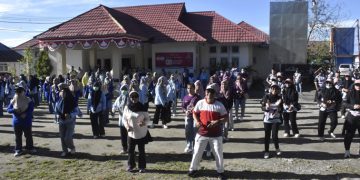 Sederhana, Jalan Sehat dan Senam Aerobik Warnai Peringatan HKN ke-61 di Bone Bolango