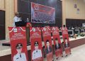 Bupati Ismet Mile saat menghadiri Grand Launching Aplikasi Lapor Dewan yang digelar di Ruang Sidang Utama DPRD Bone Bolango, Jumat (28/11/2025). (F.Indra/Diskominfo)