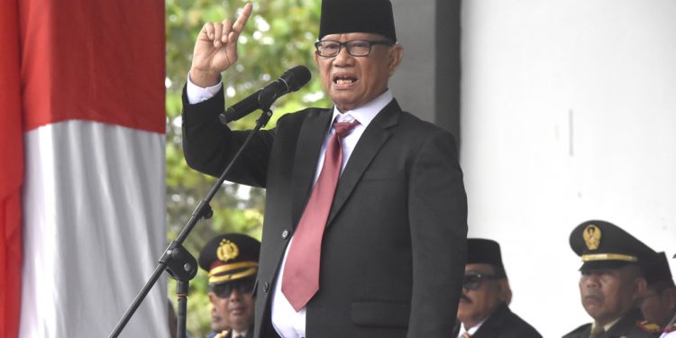 Bupati Ismet Mile Serukan Persatuan dan Keadilan di Momen Hari Pahlawan