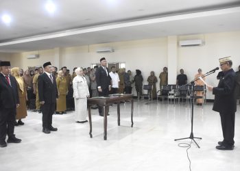 Empat Pejabat Bone Bolango Resmi Dilantik, Ismet Mile Ingatkan Etika dan Akuntabilitas