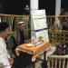 Bupati Bone Bolango, Ismet Mile, melakukan pembayaran zakat fitrah melalui Badan Amil Zakat Nasional (Baznas) Kabupaten Bone Bolango, Senin (16/3/2026) malam. (F.Indra/Diskominfo)