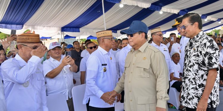 Bupati Ismet Mile Hadiri Peresmian Kampung Nelayan Merah Putih oleh Presiden Prabowo di Gorontalo