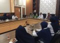 Bupati Bone Bolango, Ismet Mile didampingi Ketua Tim Penggerak PKK Bone Bolango, Ruwaida Ismet Mile menerima audiensi Direktur Poltekkes Kemenkes Gorontalo, Masrif beserta jajaran di Ruang Rapat Bupati, Kamis (11/6/2026). (F.Indra/Diskominfo)