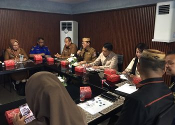 Sekretaris Daerah Bone Bolango, Iwan Mustapa saat menerima kunjungan kerja Tim Reses DPRD Provinsi Gorontalo Dapil II di Onato Cafe dan Resto,Senin (29/6/2026). (F.Indra/Diskominfo)