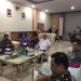 Bupati Bone Bolango, Ismet Mile, saat memimpin Rapat Forum Koordinasi Pimpinan Daerah (Forkopimda) yang berlangsung di Ruang Kerja Bupati, Kamis (16/7/2026). (F.Indra/Diskominfo)