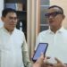 Anggota DPD RI, Syarif Mbuinga saat diwawancarai usai menerima kunjungan Sekretaris Daerah Bone Bolango, Iwan Mustapa, bersama Tim Percepatan Pembangunan Pinogu (TP3) di kediaman pribadinya, Senin (10/8/2026). (F.Fauzi/Diskominfo)