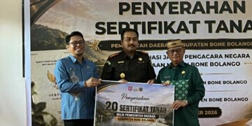 Rapat Koordinasi Percepatan Sertifikasi Aset Tanah yang dirangkaikan dengan penyerahan sertifikat tanah milik Pemerintah Daerah Bone Bolango di Kantor Pengacara Negara Kejaksaan Negeri Bone Bolango, Kamis (3/9/2026). (F. Lanto/Prokopim)
