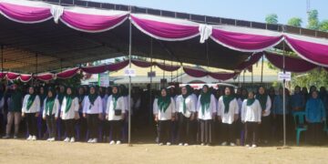 Pelantikan Pengurus Dasawisma se-Kecamatan Bulango Selatan di Lapangan Kantor Camat Bulango Selatan, Selasa (8/9/2026). (F.Onal/Prokopim)