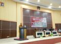 Bupati Ismet Mile didampingi Sekda Iwan Mustapa saat menghadiri Rapat Paripurna DPRD Bone Bolango dalam rangka Pembicaraan Tingkat I terhadap Ranperda tentang Perubahan APBD Bone Bolango Tahun Anggaran 2026 di Ruang Sidang Utama DPRD Bone Bolango, Senin (14/9/2026). (F. Indra/Diskominfo)