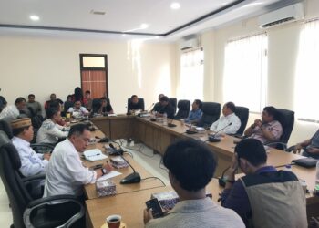 Rapat Dengar Pendapat (RDP) DPRD Bone Bolango bersama Pemerintah Kabupaten Bone Bolango, Satgas Pemuda Peduli dan Pengawal Tambang serta PT GM di Ruang Rapat DPRD Bone Bolango, Rabu (16/9/2026).