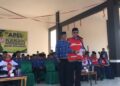 Sekretaris Daerah Bone Bolango Iwan Mustapa saat menjadi pembina apel kerja Pemerintah Kabupaten Bone Bolango yang dilaksanakan di Lapangan Alun-Alun Bone Bolango, Senin (21/9/2026).