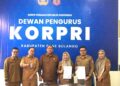 Proses serah terima jabatan pejabat administrator di lingkungan Dinas Komunikasi dan Informatika (Diskominfo) Bone Bolango, Senin (28/9/2026).