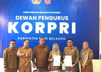 Proses serah terima jabatan pejabat administrator di lingkungan Dinas Komunikasi dan Informatika (Diskominfo) Bone Bolango, Senin (28/9/2026).