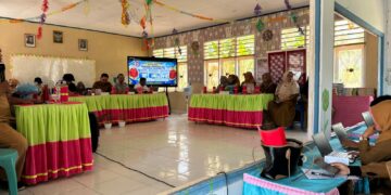 Dinas Komunikasi dan Informatika (Diskominfo) Bone Bolango memperkenalkan sekaligus mempraktikkan penggunaan Srikandi, Motayada dan penerbitan sertifikat Tanda Tangan Elektronik (TTE) kepada tenaga pendidik dan tenaga administrasi sekolah dasar se-Kecamatan Bone Pantai.