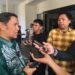 Abdul Halim Katilie saat diwawancarai usai menerima kunjungan kerja Pemerintah Provinsi Gorontalo dan Kejaksaan Tinggi Gorontalo dalam rangka Sosialisasi, Pendataan dan Verifikasi Potensi Pendapatan Daerah di Ruang Rapat Bupati, Kamis (1/10/2026).