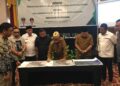 Ismet Mile didampingi Wabup Risman Tolingguhu, Ketua DPRD Faisal Yunus dan Sekretaris Daerah Iwan Mustapa saat menghadiri Focus Group Discussion (FGD) RDTR Penyepakatan Delineasi dan Penjaringan Isu Kewilayahan serta KP 1 Kajian Lingkungan Hidup Strategis (KLHS) Penjaringan Isu Pembangunan Berkelanjutan di Grand Q Hotel Kota Gorontalo, Senin (5/10/2026).