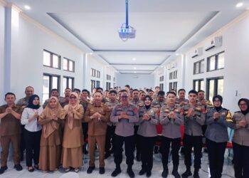 Bhabinkamtibmas Bone Bolango Dibekali Identitas Digital