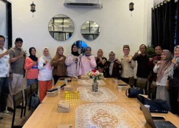 Rapat Koordinasi Pemberdayaan Perempuan dalam program Aktivasi Ruang Bersama Indonesia (RBI) melalui pengembangan Kebun Pangan Perempuan (KPP) sebagai pilot project Kementerian Pemberdayaan Perempuan dan Perlindungan Anak (Kemen PPPA) RI di Desa Ayula Selatan, Kecamatan Bulango Selatan.