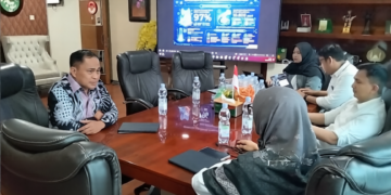 Pelaksana Tugas (Plt) Kepala Dinas Komunikasi dan Informatika Bone Bolango, Ichsan Budiman Wantogia saat melakukan konsultasi dan konsolidasi program di Kementerian Komunikasi dan Digital (Komdigi)